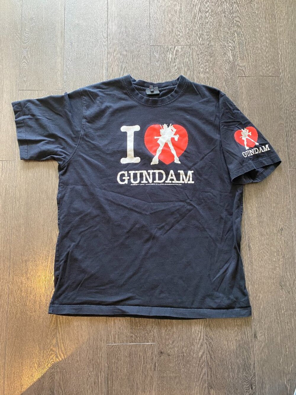 VINTAGE 2005 GUNDAM MOBILE SUIT GUNDAM JAPAN SOUVENIR SHIRT I HEART GUNDAM